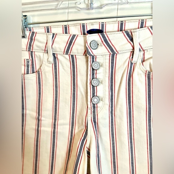 Old Navy | High Waist Button Fly Blue & Red Stripe Shorts Size 10 - Picture 2 of 7